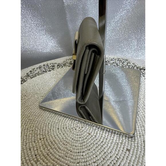 Derby Chloe Beige & Cream Smalleather Wallet - Picture 4 of 9